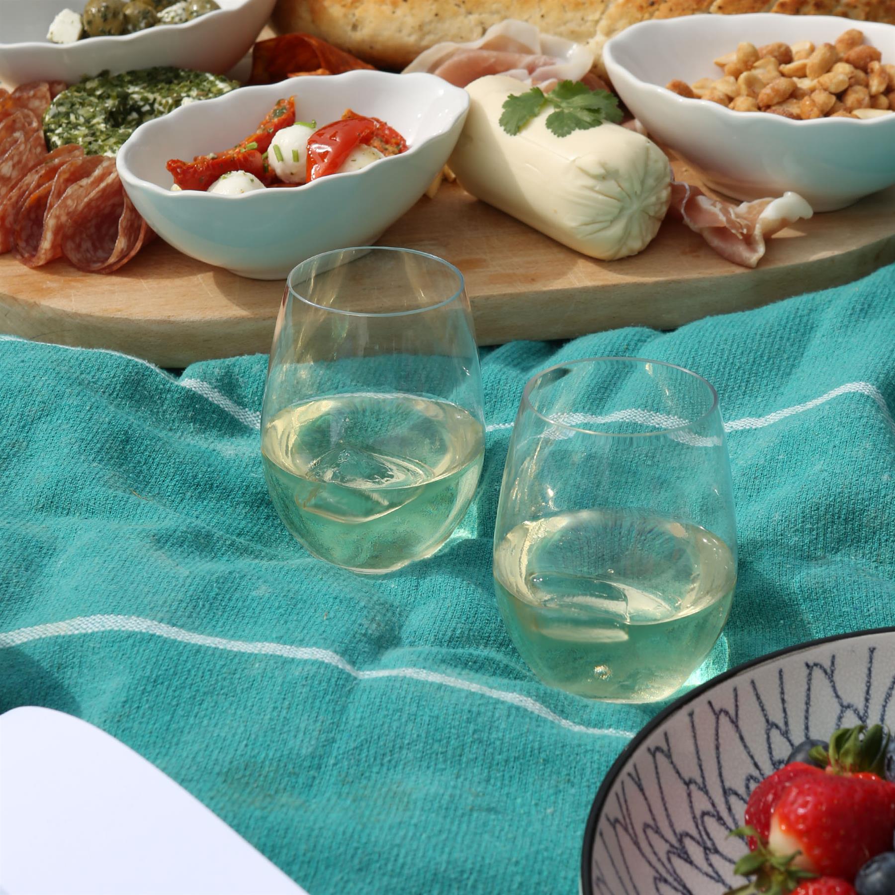 300ml Reusable Plastic Stemless Wine Glass