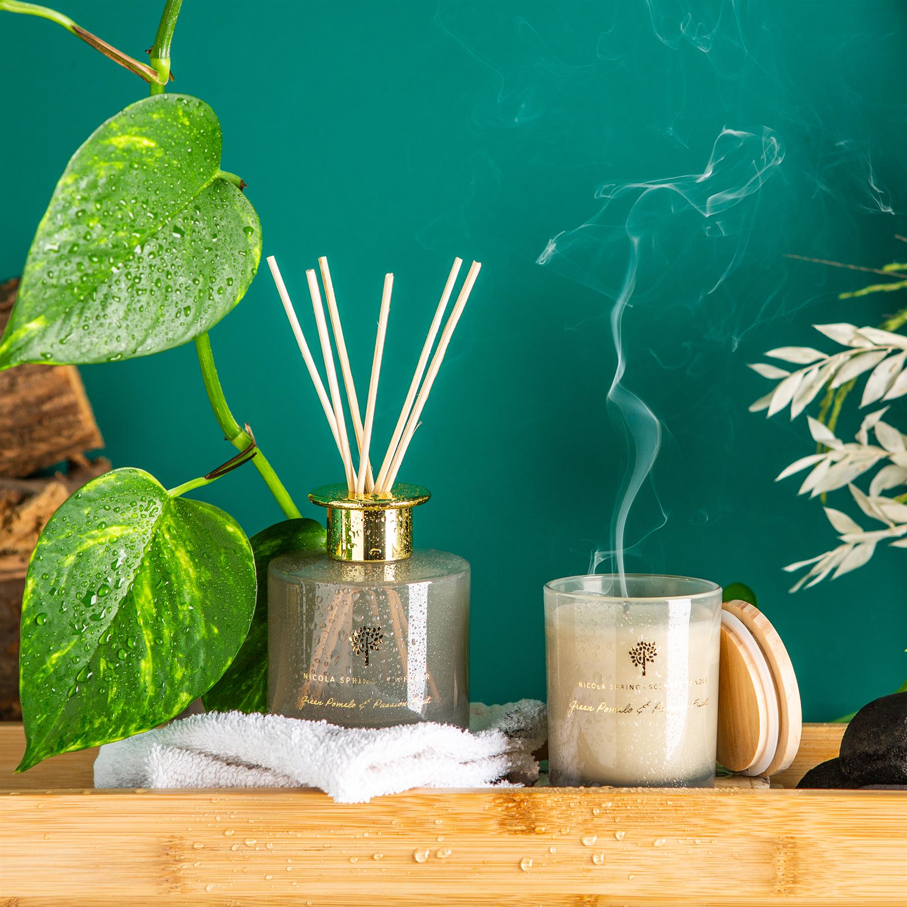 130g Green Pomelo & Passion Fruit Soy Wax Scented Candle