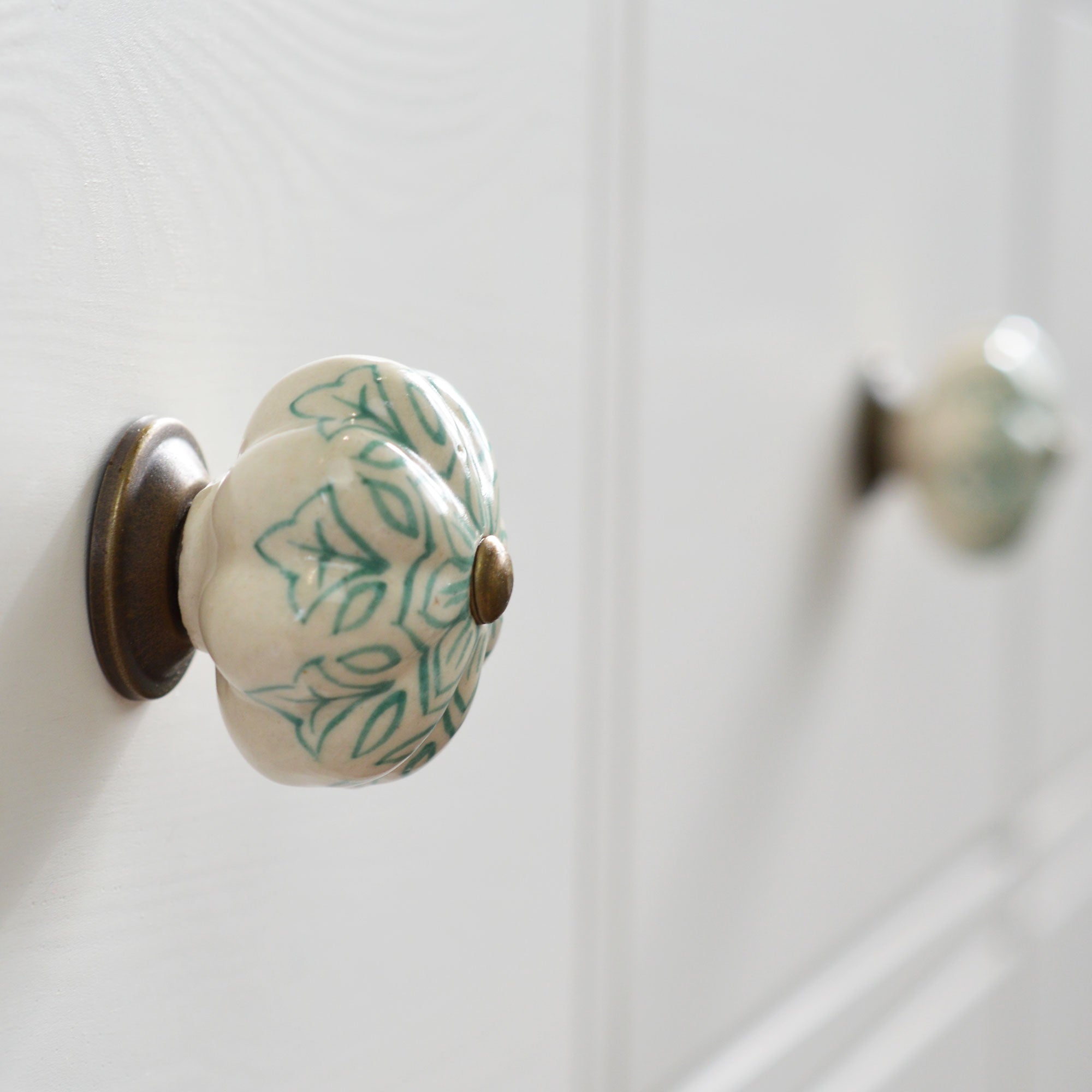 Ceramic Drawer Knob - Vintage Flower - Mint Green