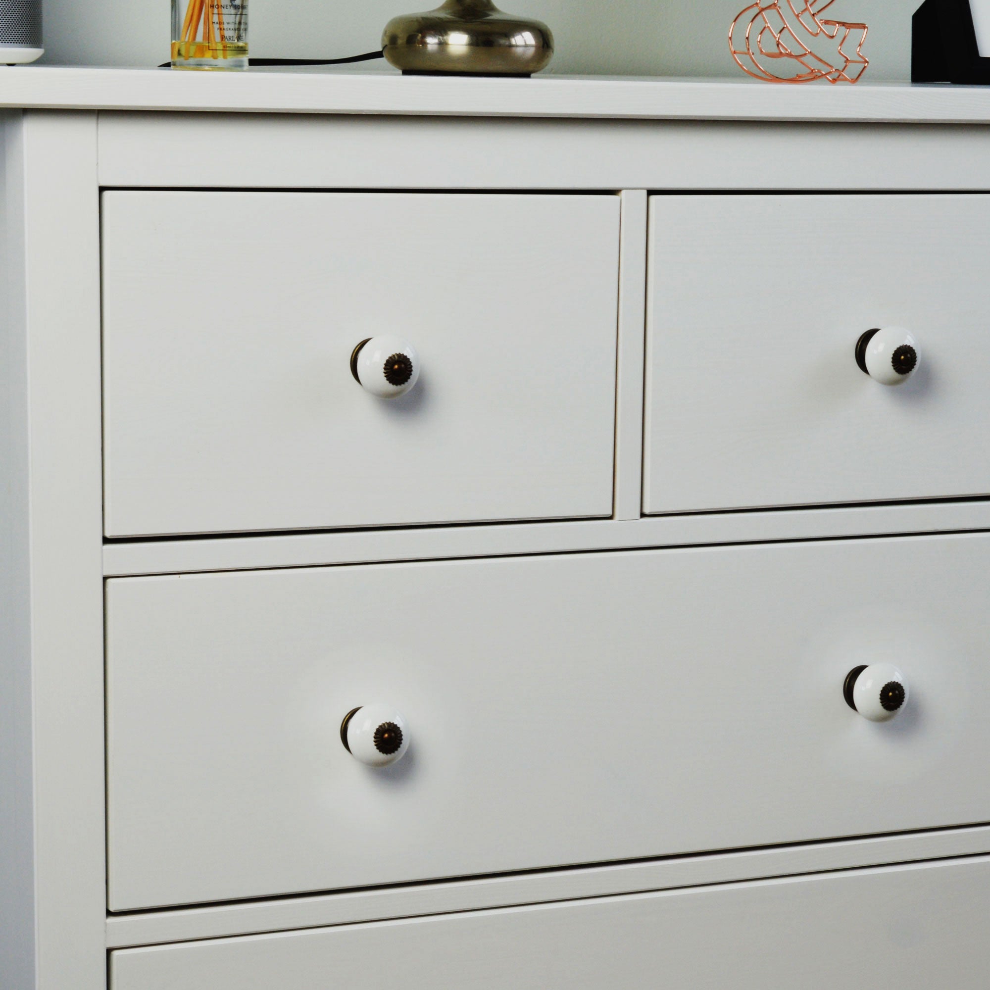 Round Ceramic Drawer Knob - White