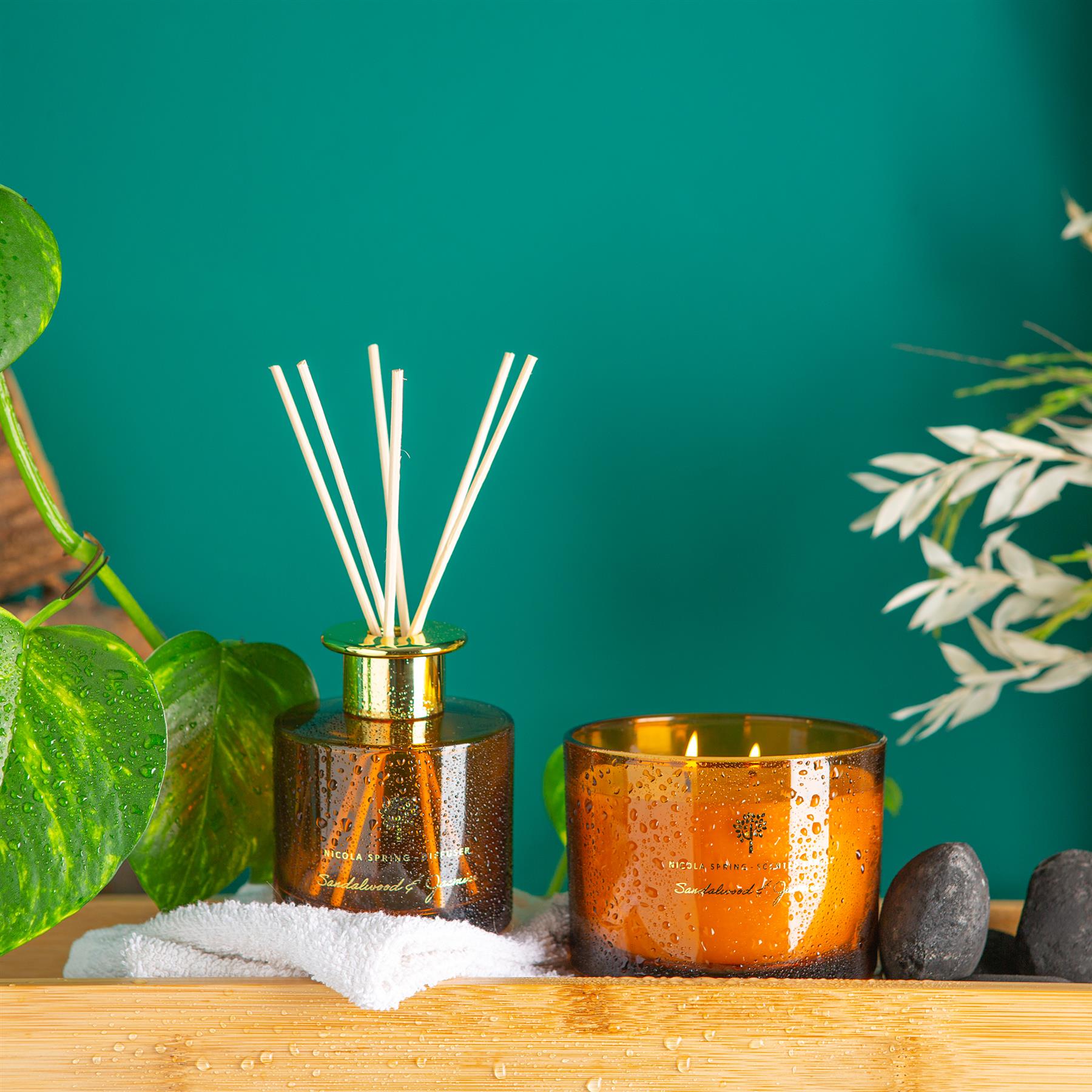 350g Double Wick Sandalwood & Jasmine Soy Scented Wax Candle