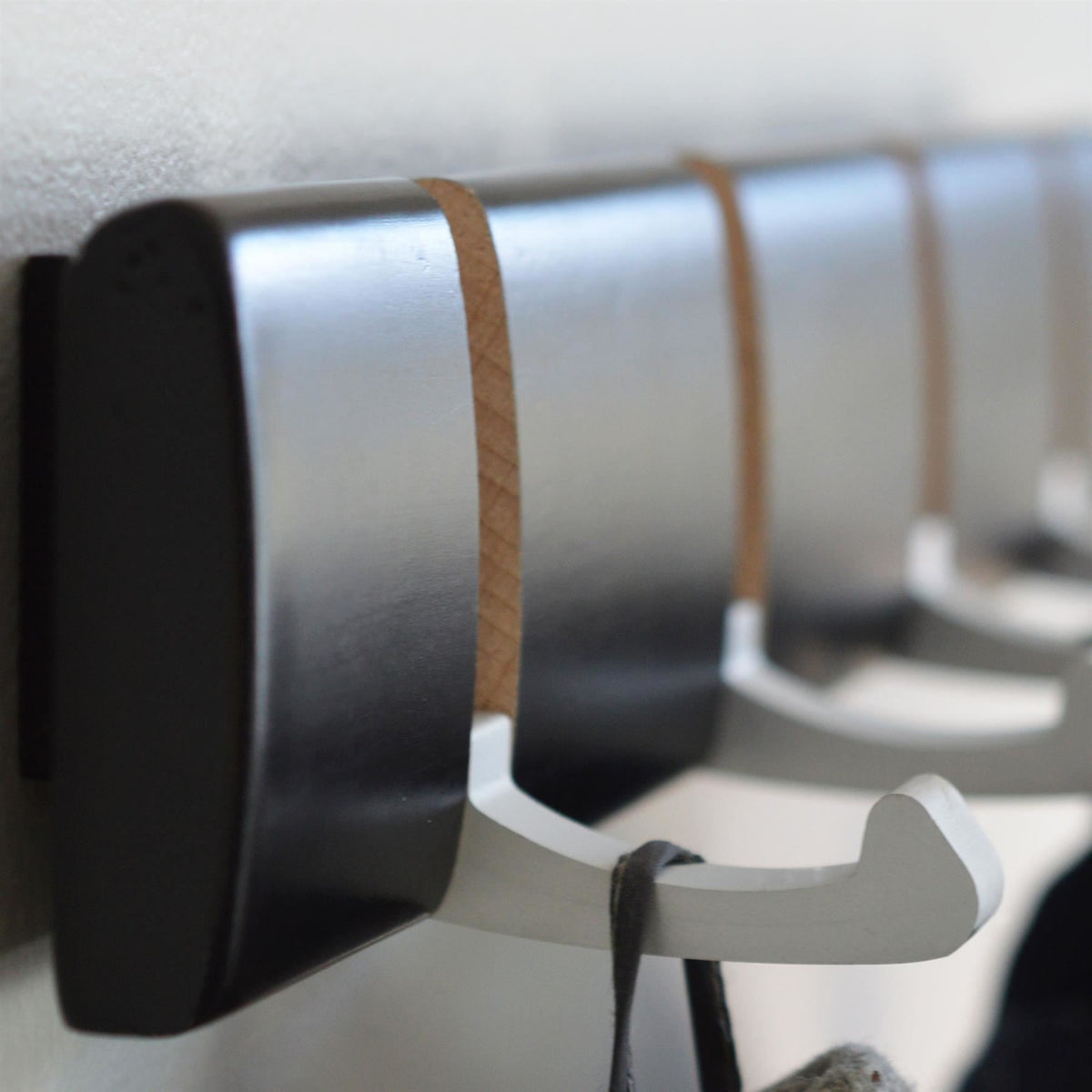 4 Hook Wooden Wall-Mounted Coat Rack - Black
