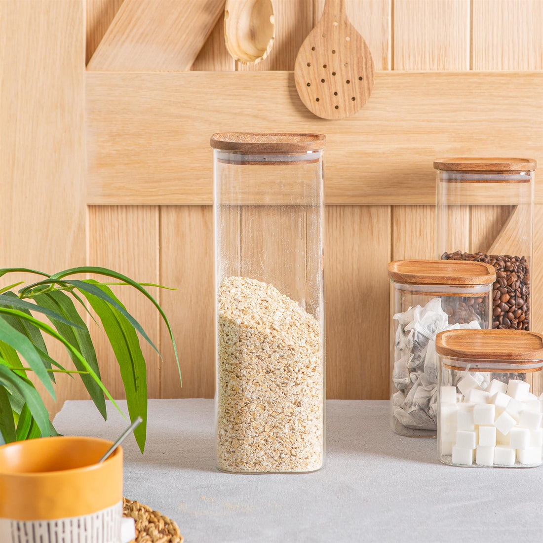 Square Glass Storage Jar with Acacia Wooden Lid - 2.2 Litre