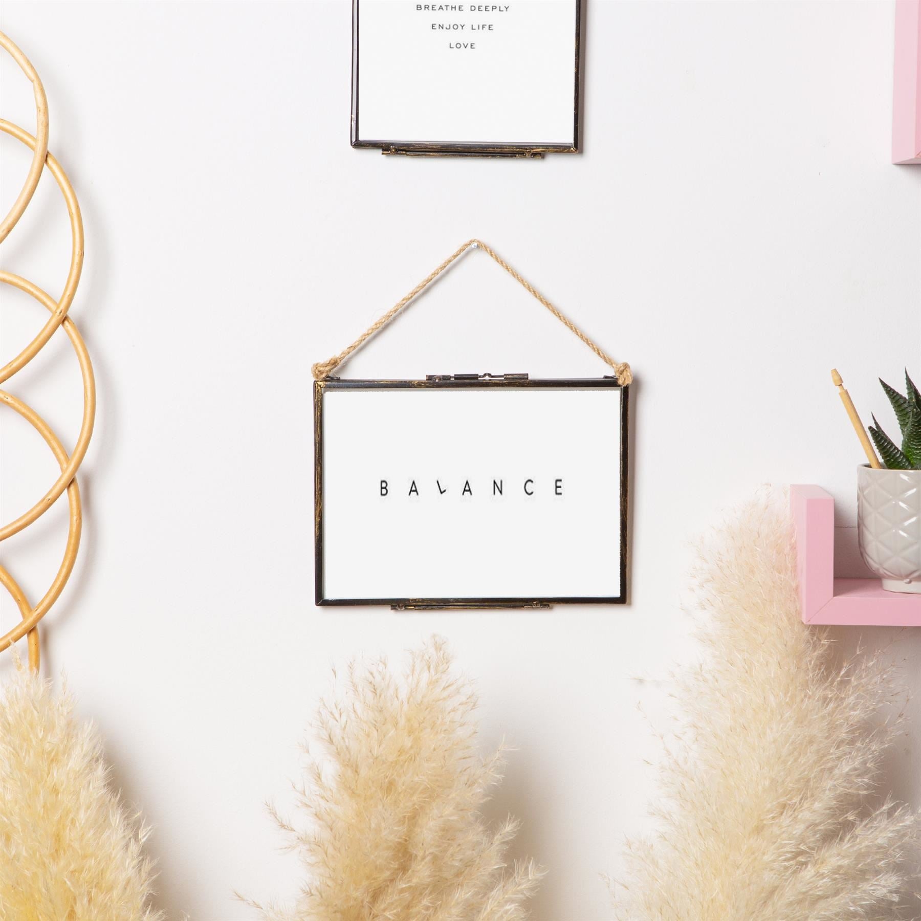 7&quot; x 5&quot; Glass Hanging Photo Frame
