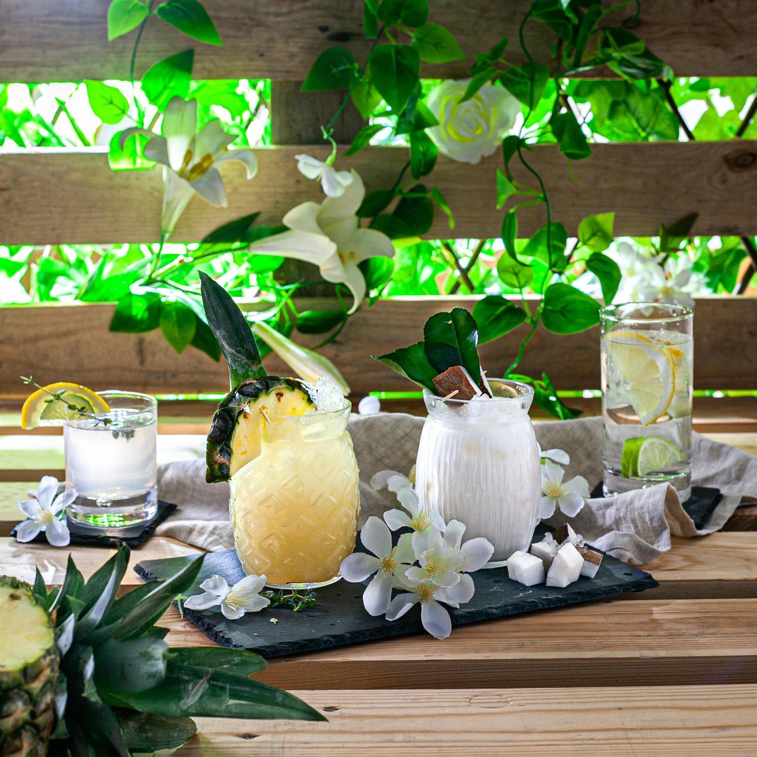 Sour Pineapple Cocktail Glass - 440ml
