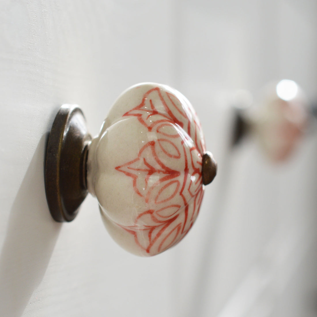 Ceramic Drawer Knob - Vintage Flower - Red