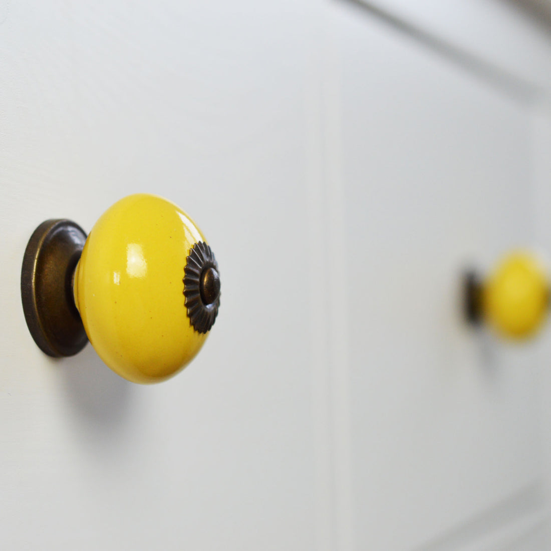 Round Ceramic Drawer Knob - Yellow