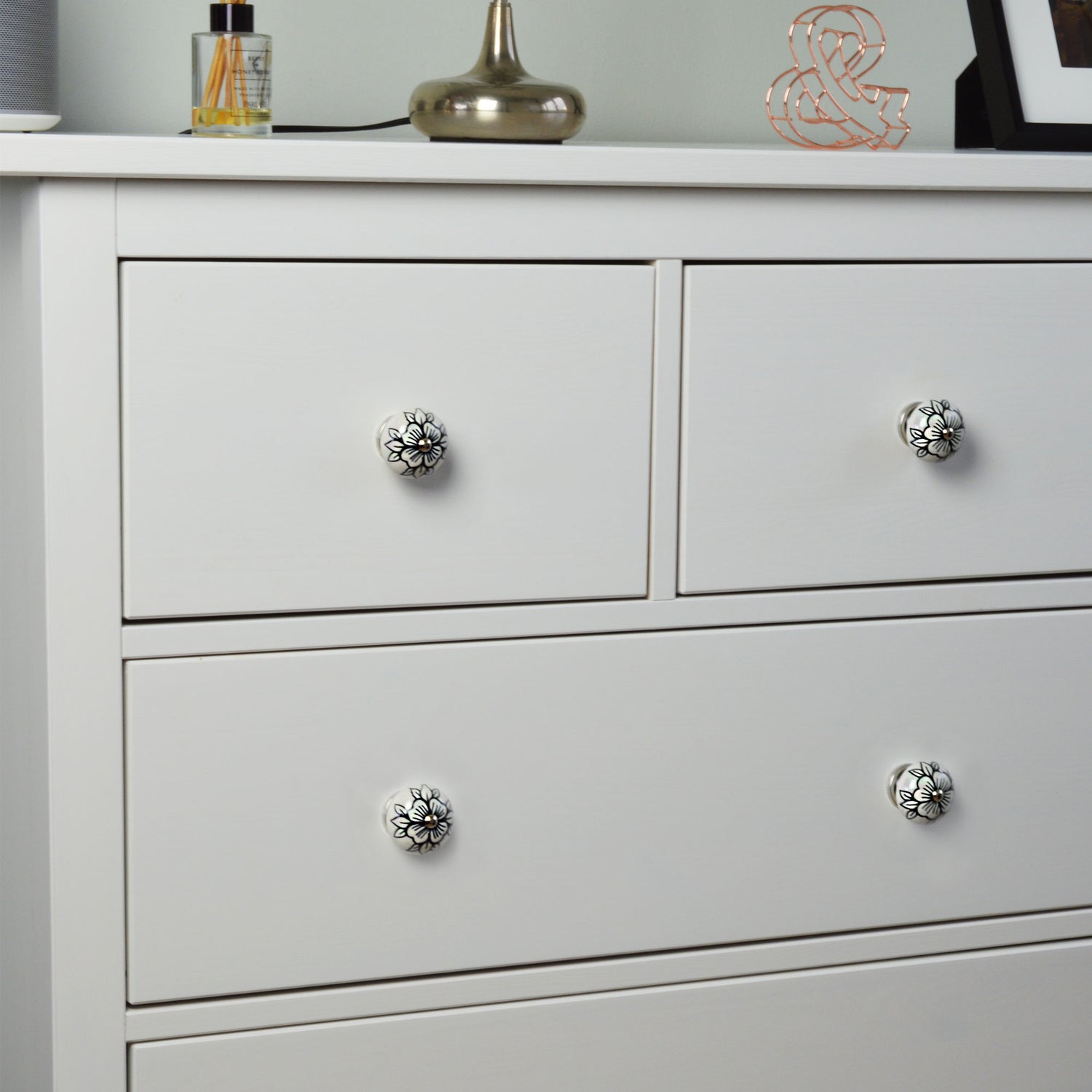 Round Ceramic Drawer Knob - Flower Bud