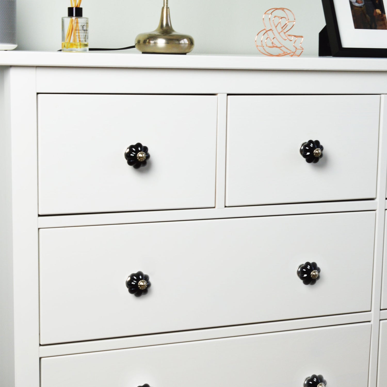 Ceramic Drawer Knob - Solid Flower - Black
