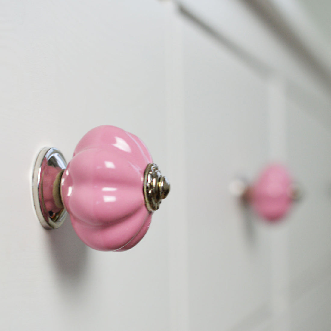 Ceramic Drawer Knob - Solid Flower - Pink