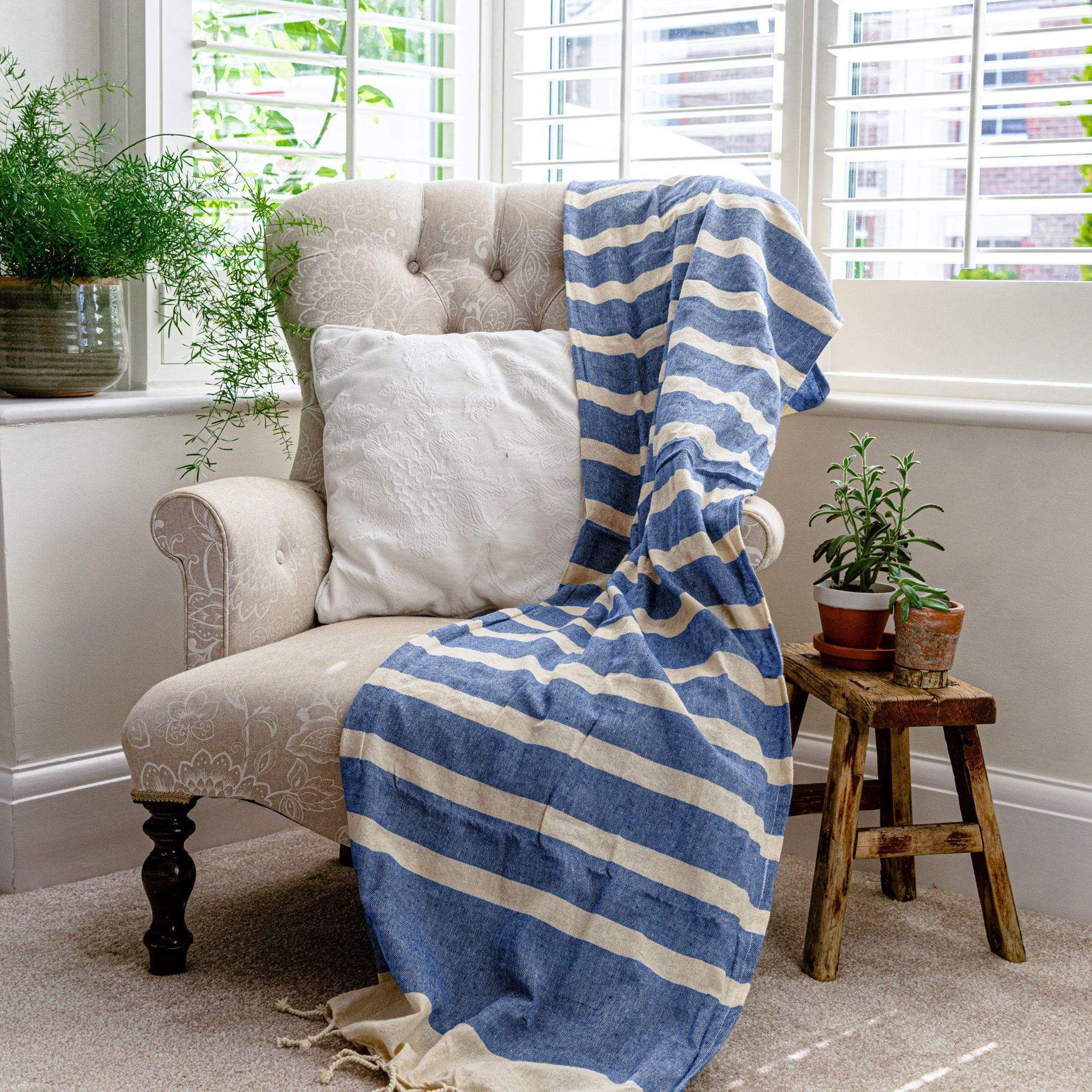 Nicola Spring 170 x 90cm Turkish Cotton Beach Towel - Navy Stripe 