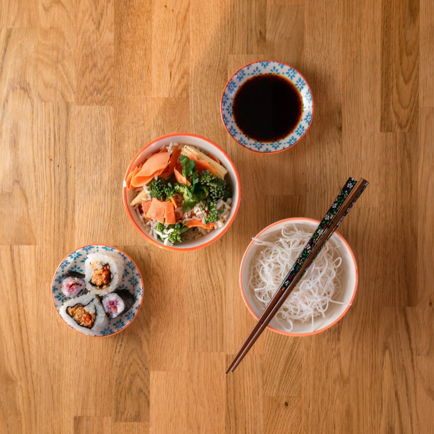 Nicola Spring Japanese Printed Patterned Crockery Plates