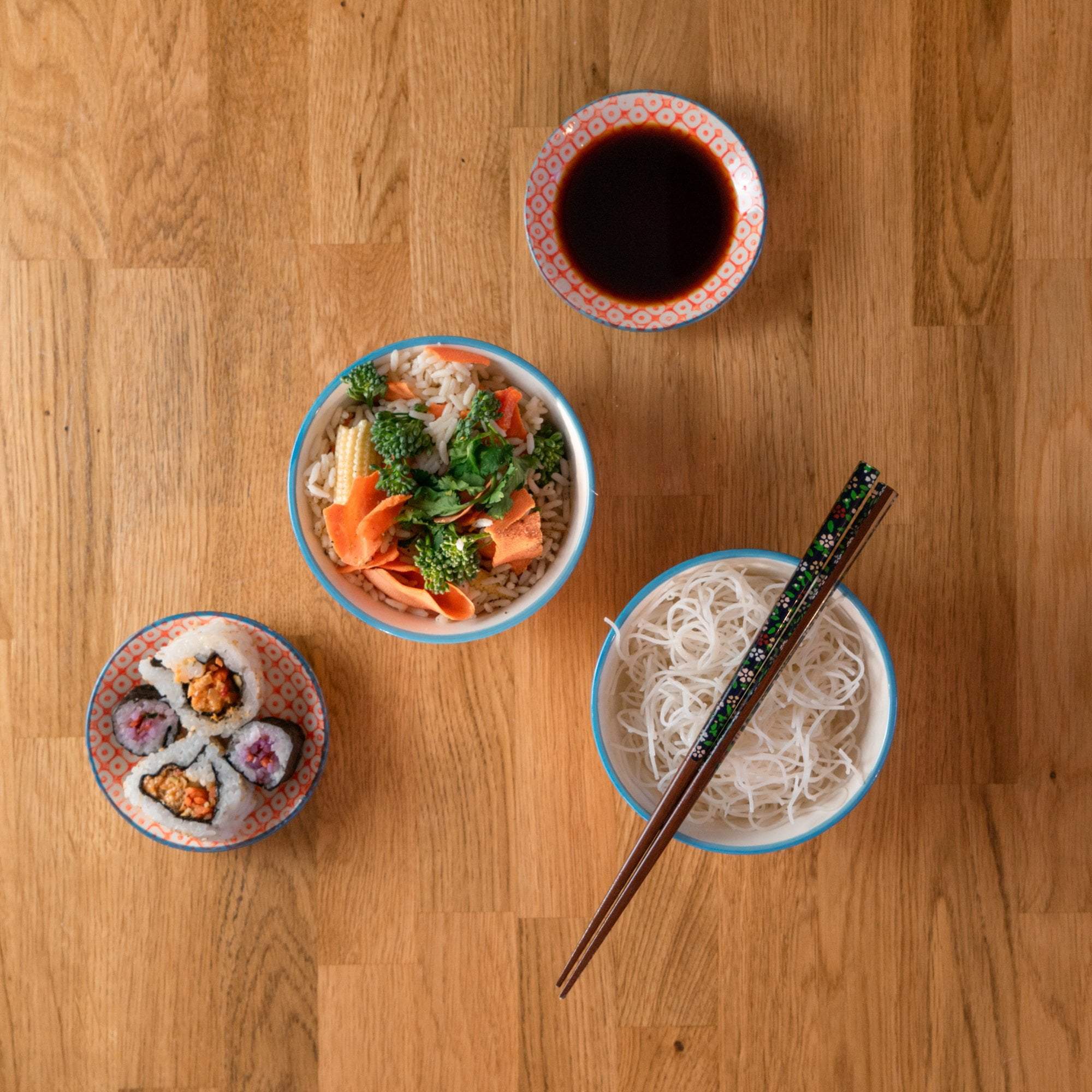 Nicola Spring Japanese Printed Patterned Crockery Bowls