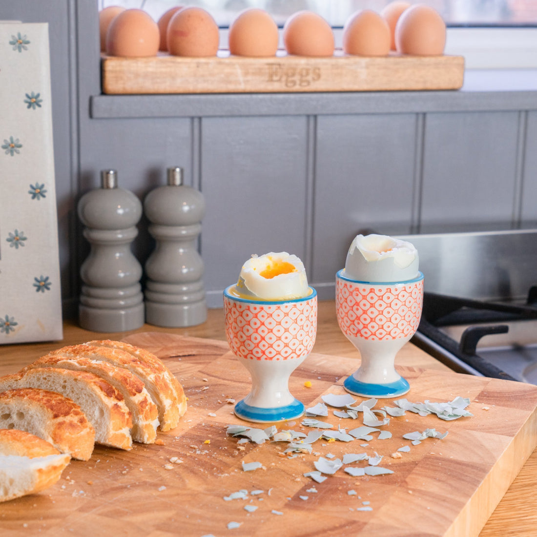 Nicola Spring Hand-Printed Japanese China Breakfast Boiled Egg Cup - Orange / Blue