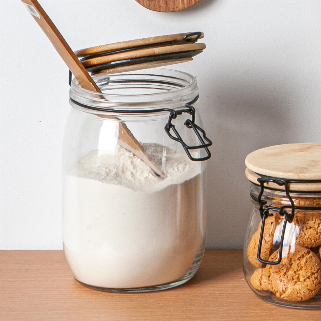 Storage Jar with Wooden Lid - 1000ml - Black Seal